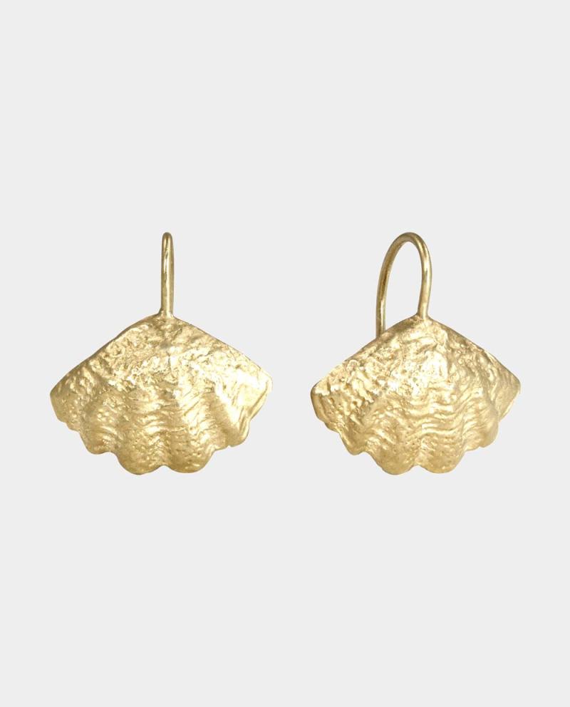 Tetisheri øreringe Formet Som Hjertemuslinger - Nina Rønde Øreringe