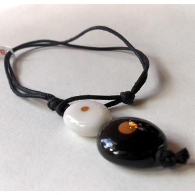 Hvid Armbånd Stone Sort Guld Prik Anne Black - Armbånd