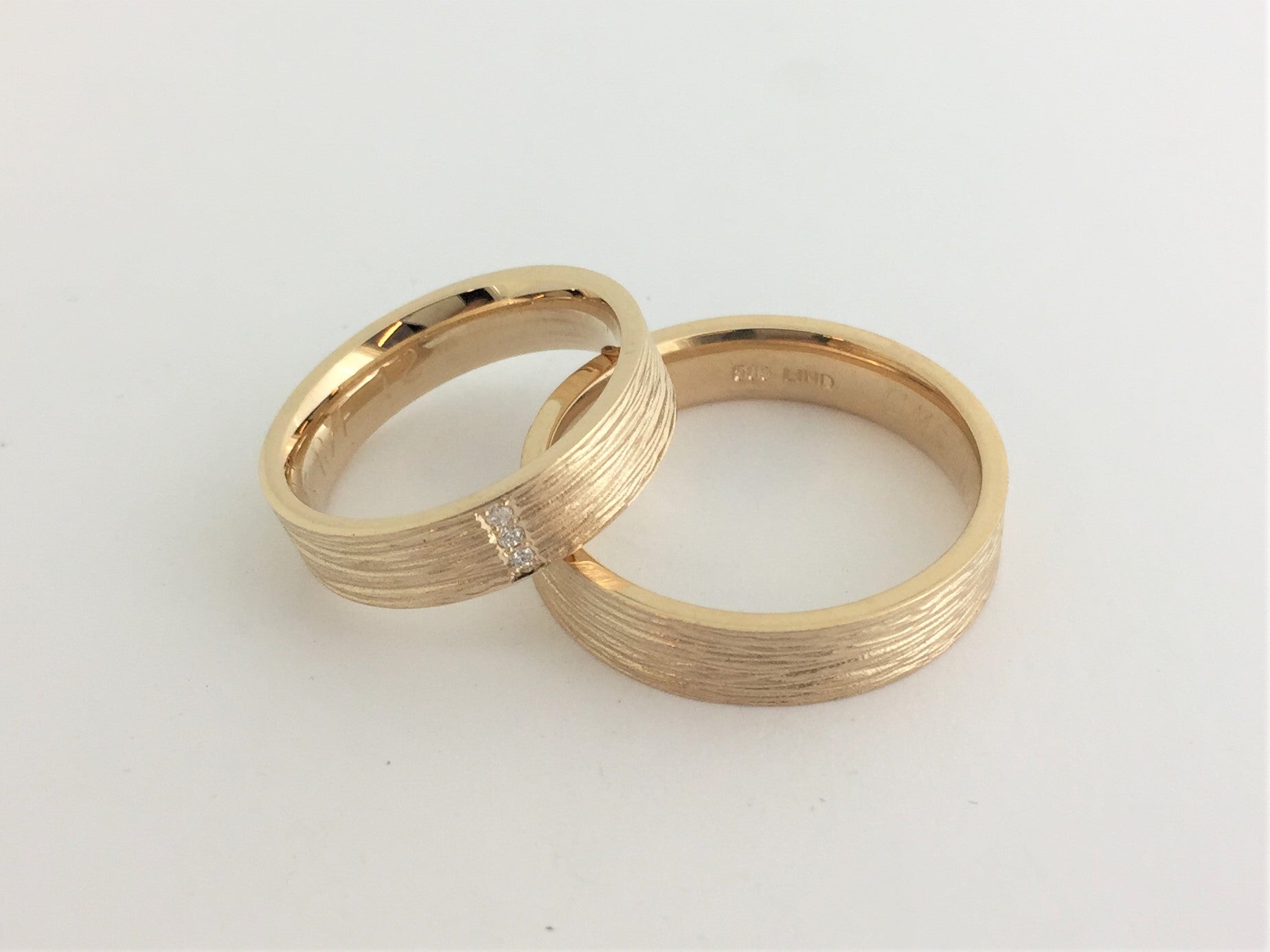 Lind Vielsesringe Cm5 Vielsesringe Med Rillet Overflade - Lind Vielsesringe  - 1233690023106