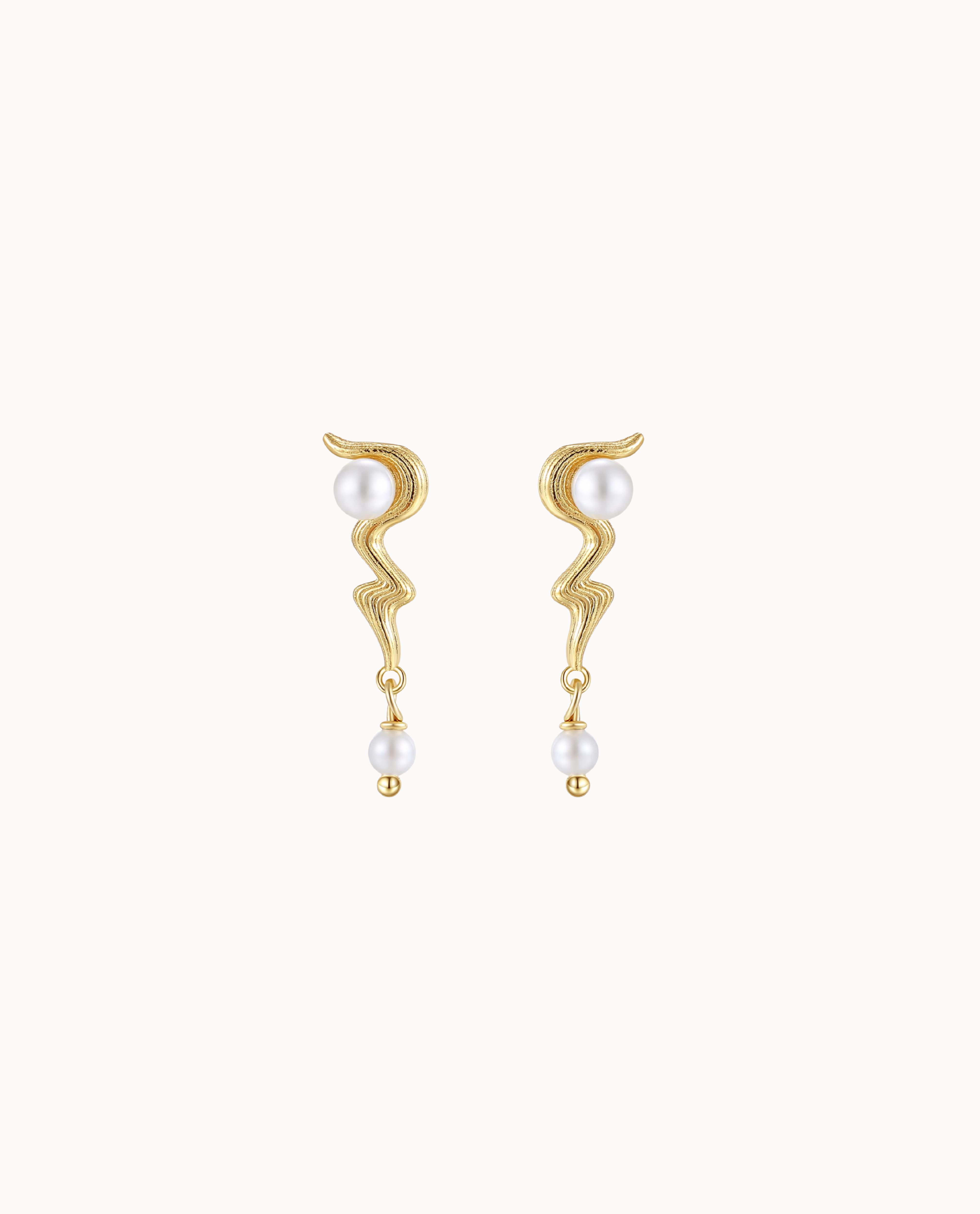 Drema Earrings Forgyldt - Nava Copenhagen Ørestikkere  - 5715461007905
