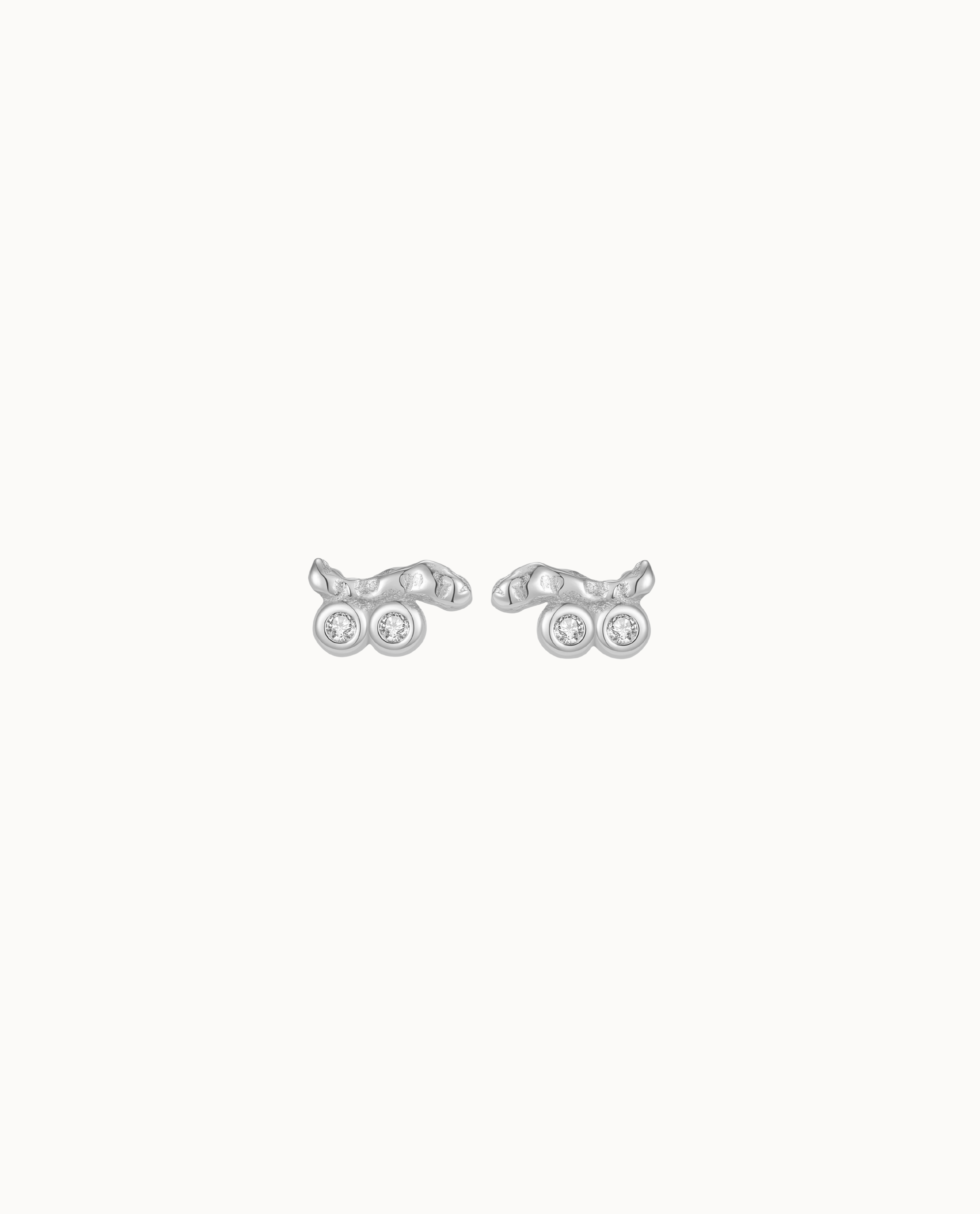 Horea Petite Studs Sølv - Nava Copenhagen Øreringe  - 5715461009619