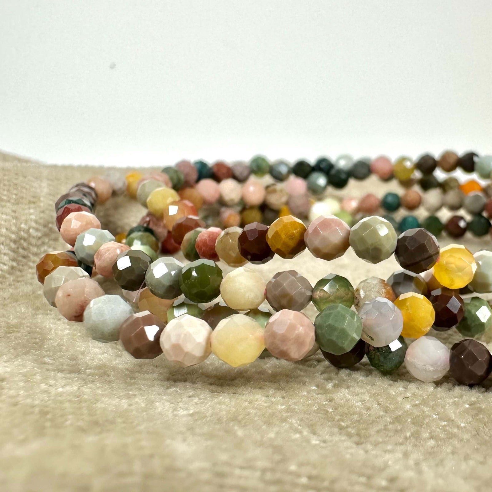 Alashan Agat Armbånd Facetslebet - Krystalriget.dk Armbånd