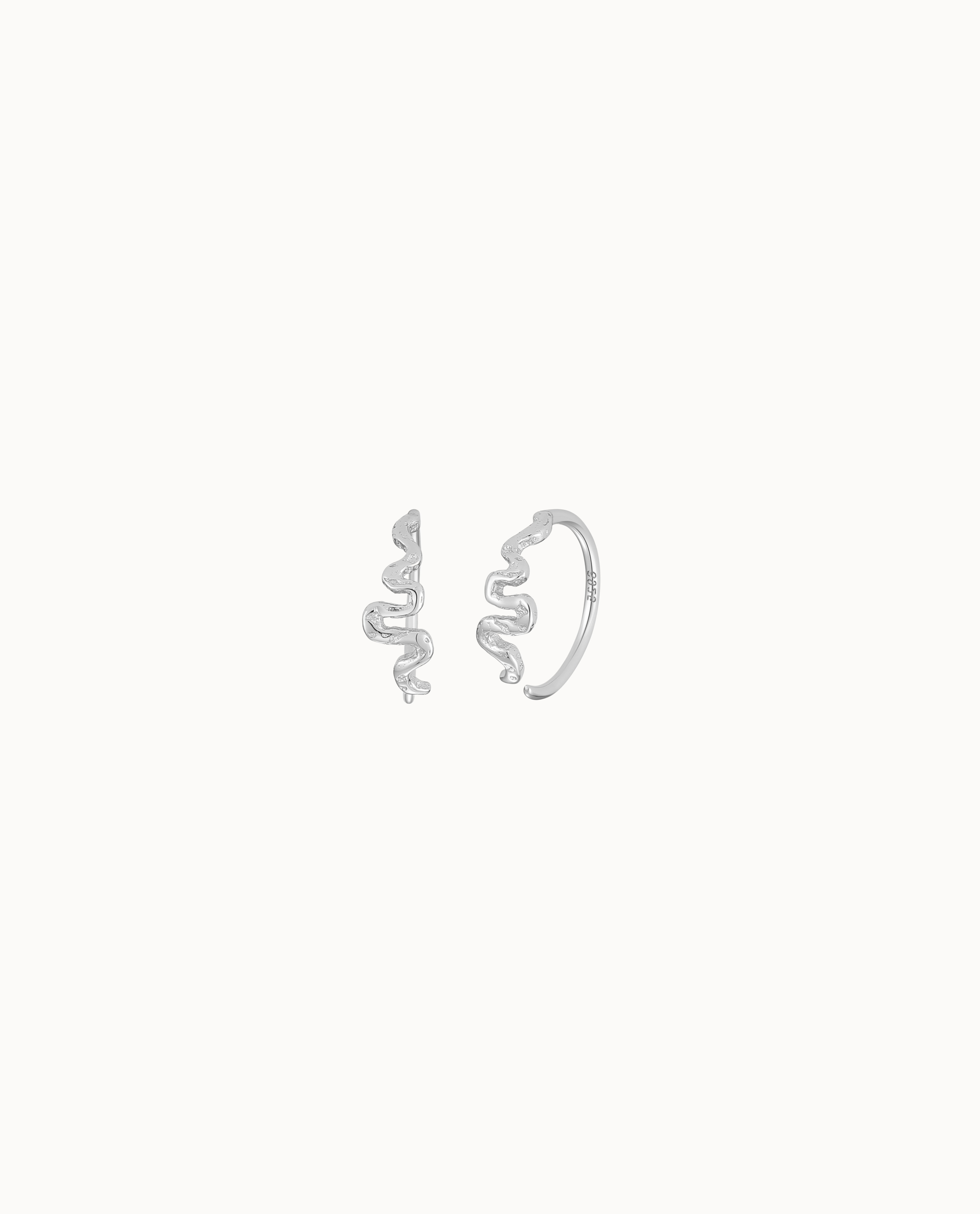 Karai Petite Hoops Sølv - Nava Copenhagen Øreringe  - 5715461008674