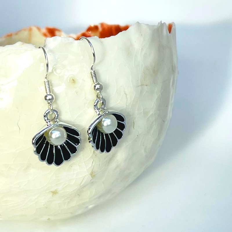 Sort Shell & Pearl Black - Øreringe