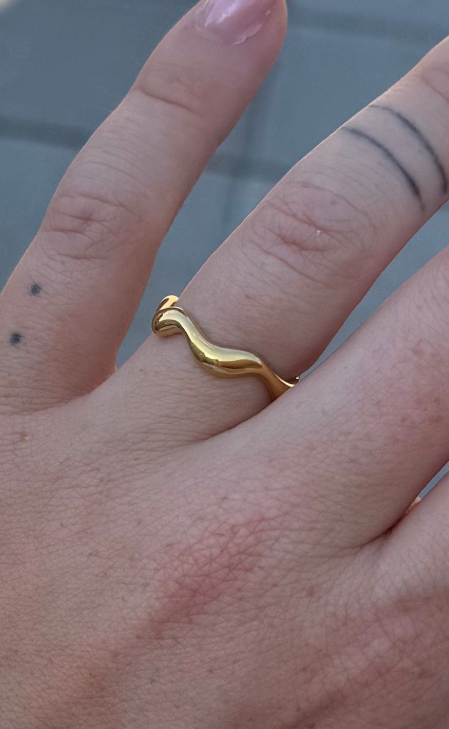 Guld Colour Smykkeli Copenhagen Ring Big Wave Golden Colour - Fingerringe  - 91008117