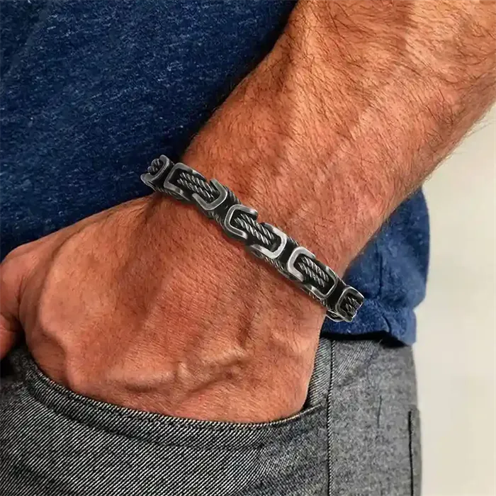 Oxyderet Stålarmbånd Til Mænd - Armbånd