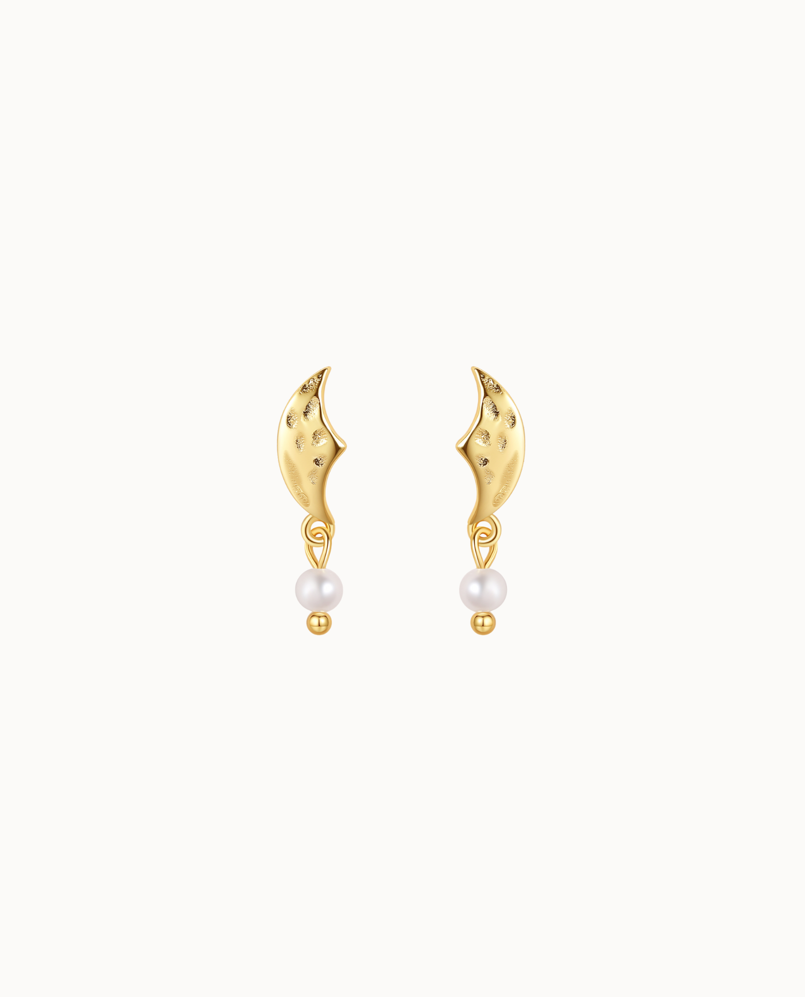 Indu Earrings Forgyldt - Nava Copenhagen Øreringe  - 05715461001453