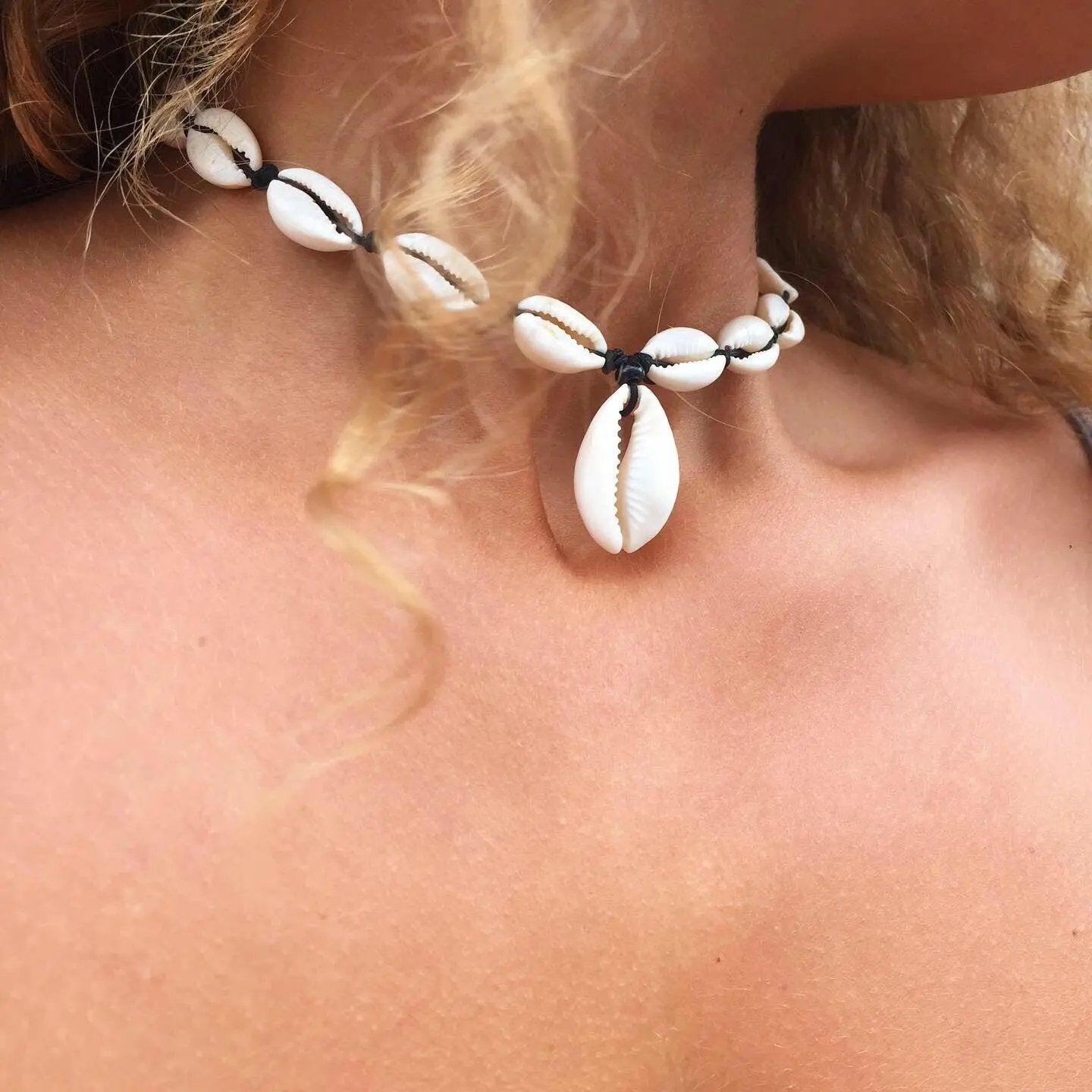 Sort Halskæde Kauri Musling Choker Med Centerpiece Vedhæng Justerbar - Halskæder  - 05740034058206