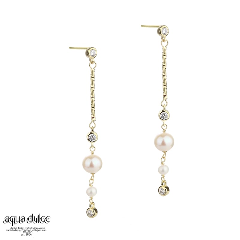 Hvid Pretty Pearl Long Ørestikker Forgyldt Sterling Sølv Med Zirkonia & E Ferskvandsperler For - Aqua Dulce Ørestikkere  - 5740013851187
