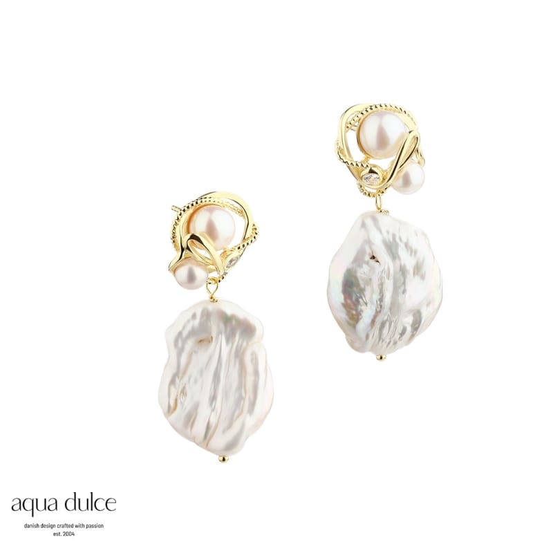 Curly Tina Earstud Golden - Aqua Dulce Ørestikkere  - 5740013855314