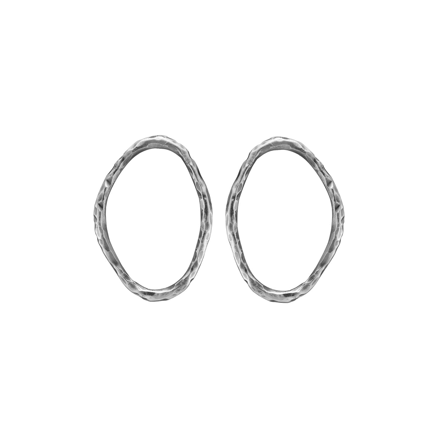Onassis Oval Silver Plain - Bybirdie.dk Ørestikkere