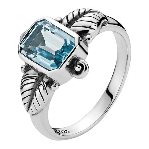 Ring Oxyderet Sølv Med Blå Topaz Blade - Fingerringe