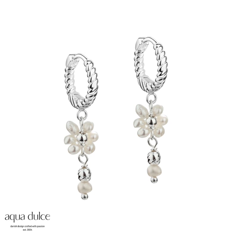 Daisy Pearl Hoops Silver - Aqua Dulce Øreringe  - 5740013850142